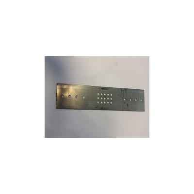 F3025P2130040 NOSAČ S RUPAMA VIŠENAMJENSKI za gipsane ploče/polaganje podsljemenog crijepa na krov 210 x 40 mm Politop